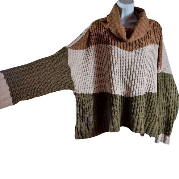 POL Chunky Knit Sz L Colorblock Sage Green Chenille Oversized Cowl Neck Sweater - Picture 3 of 11